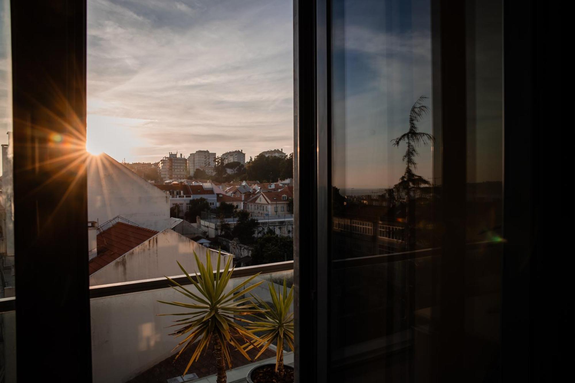 Ferienwohnung Premium Flat At Ajuda/Belem With Balcony, Parking! Lissabon Exterior foto