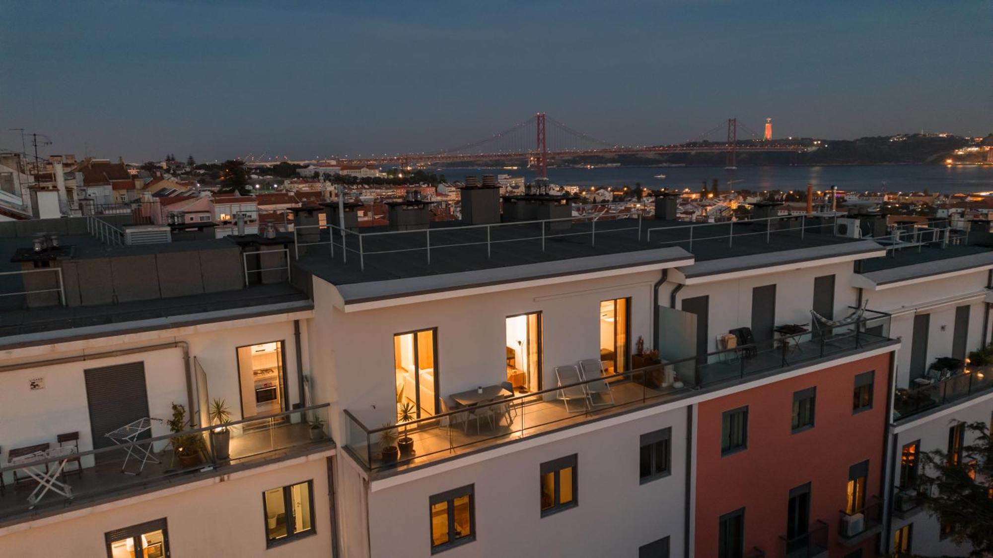 Ferienwohnung Premium Flat At Ajuda/Belem With Balcony, Parking! Lissabon Exterior foto